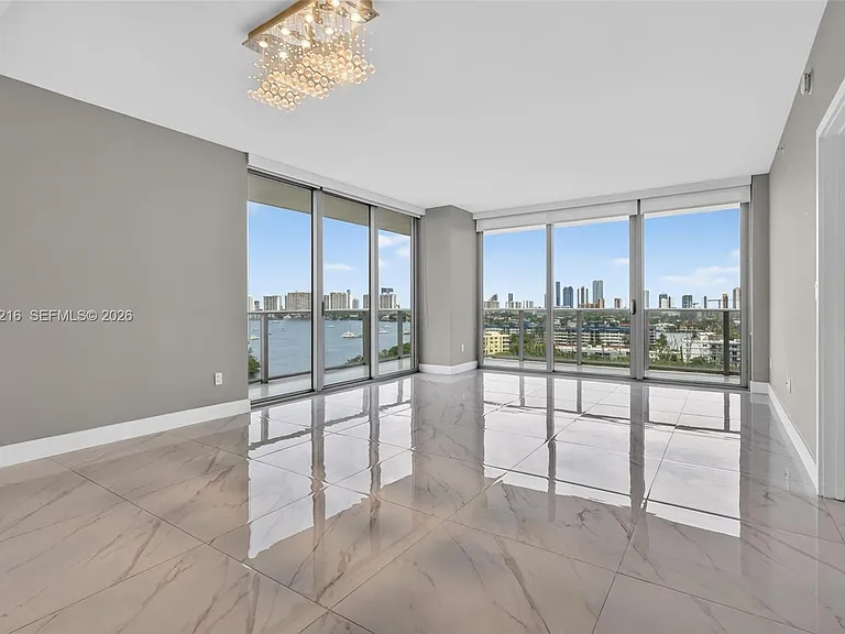 16385 Biscayne Blvd #1215 — Photo 3