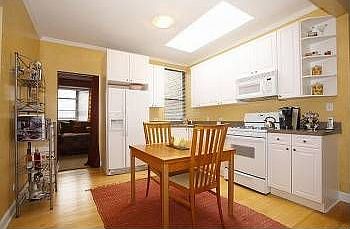 5th image of 5912 N Paulina St #3W
