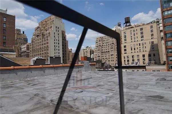 Rented by City Stop Realty | media 34