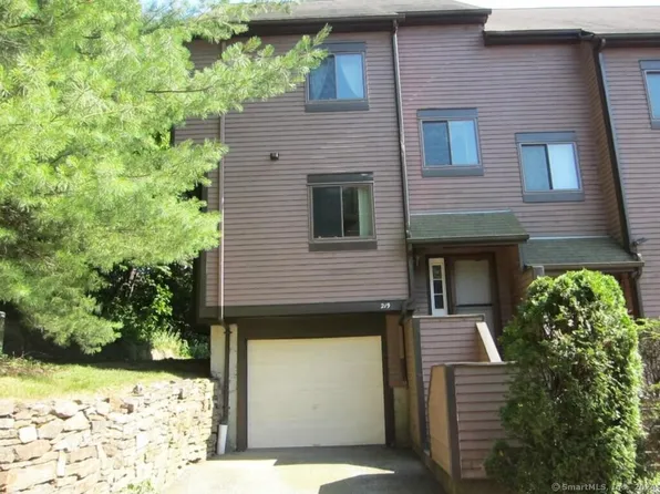 196 New Haven Avenue #219, Derby, CT 06418