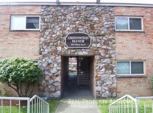 8547 Phinney Ave N APT 7, Seattle, WA 98103