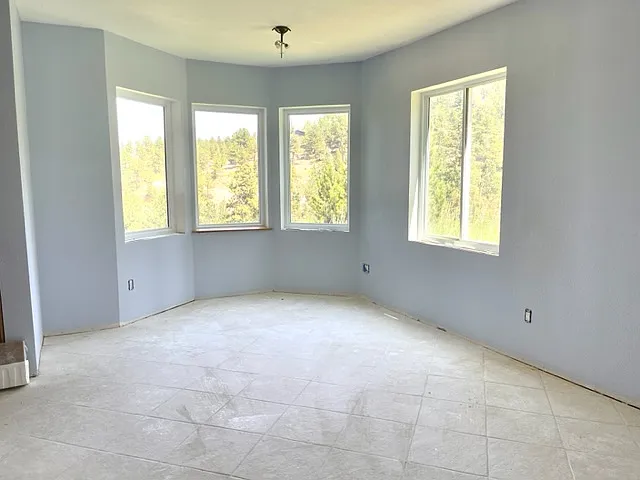 8 Valley View Dr — Photo 10