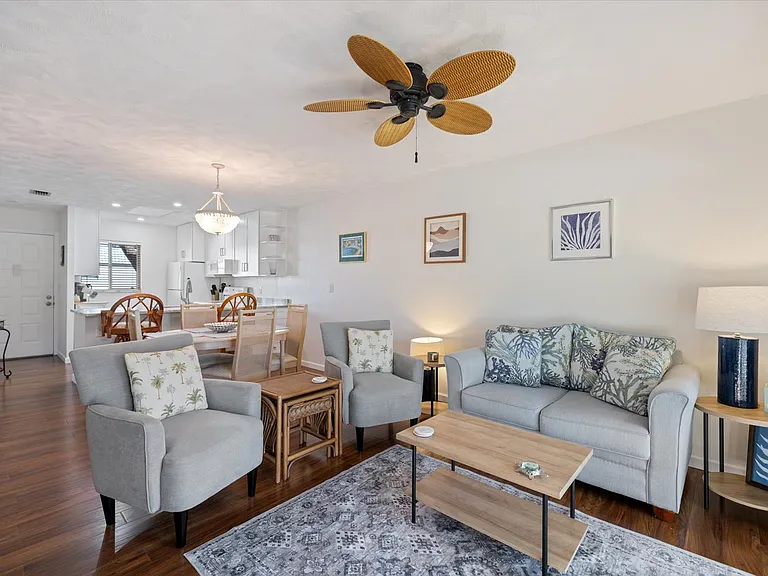 431 Airport Ave E #207 — Photo 13