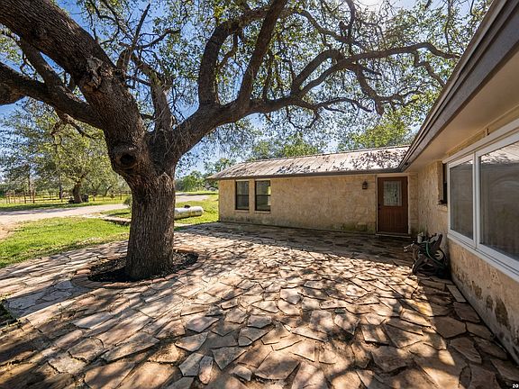4th image of 175 Quail Creek Dr.