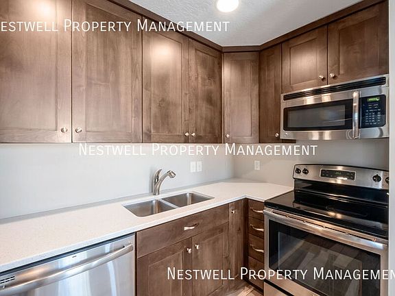 3rd image of 4701 W Boathouse Cir