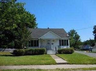 100 Locust Ave, Hamilton, NJ 08610