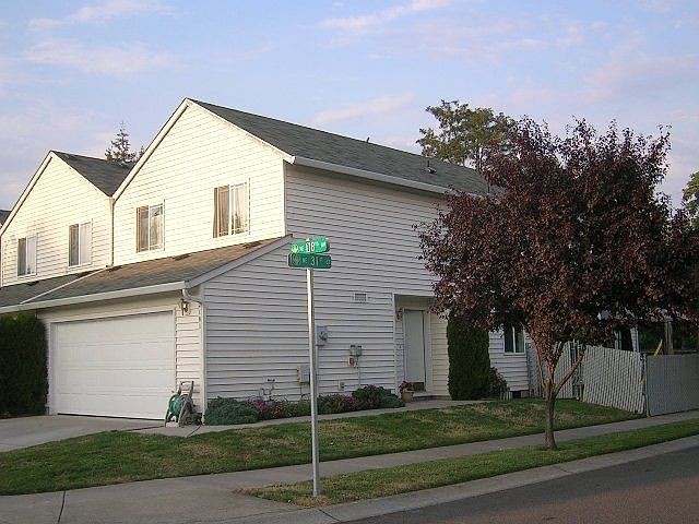 3101 NE 118th Ave