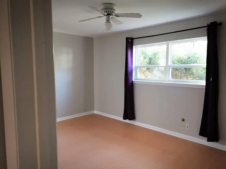 5527 Darnell St — Photo 14