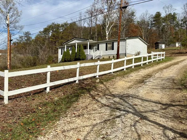 472 Big Sandy Rd, Left Hand, WV 25251