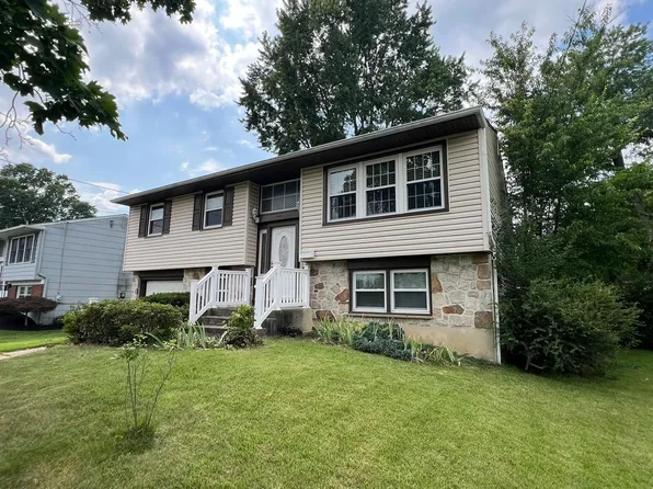 7 Wright Ave, Stratford, NJ 08084