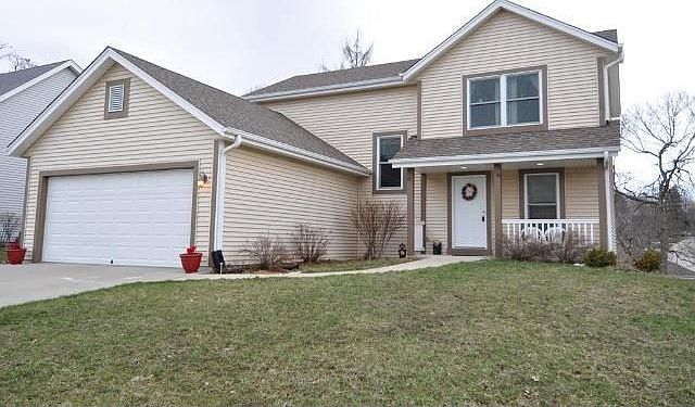 1st image of 1030 Dresser Ave