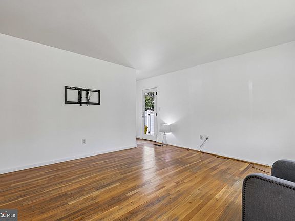 5th image of 7983 Nolcrest Rd