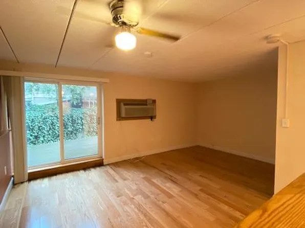 17 Healey St APT 102, Cambridge, MA 02138