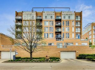 1720 Oak Ave #501, Evanston, IL 60202