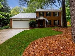813 Black Oak Dr, Matthews, NC 28105