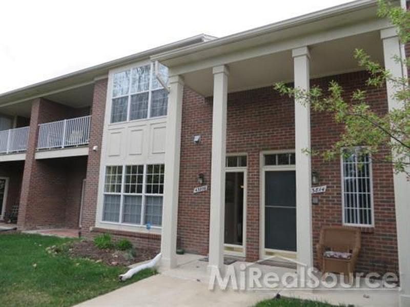 2nd image of 43806 Rushcliffe Dr
