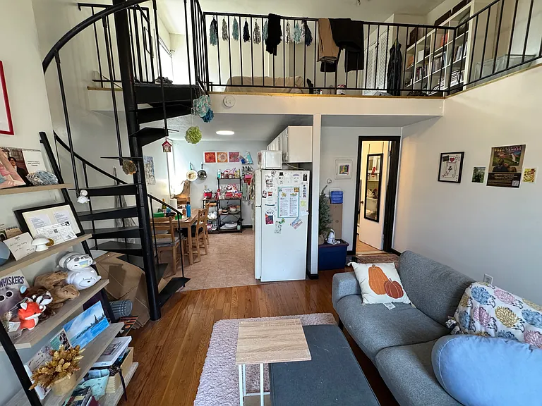 125 Court St #3B — Photo 1