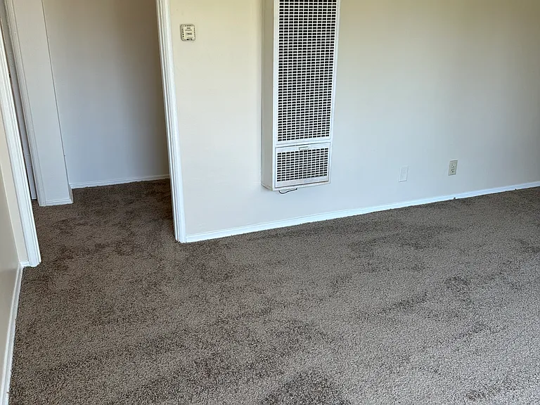 1225 Harvard St #8 — Photo 6
