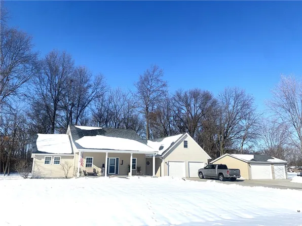 1303 E Wantland Dr, Taylorville, IL 62568