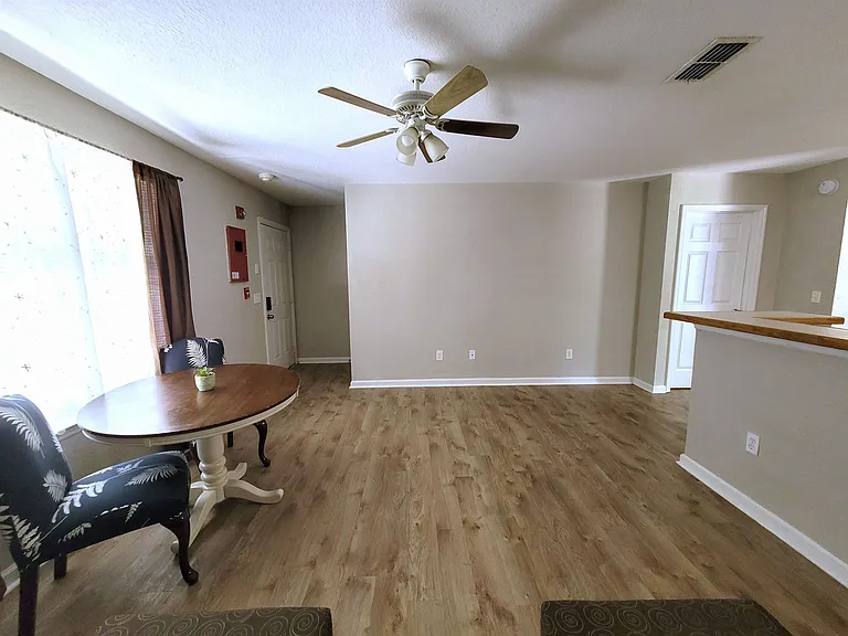 1329 Nylic St — Photo 9