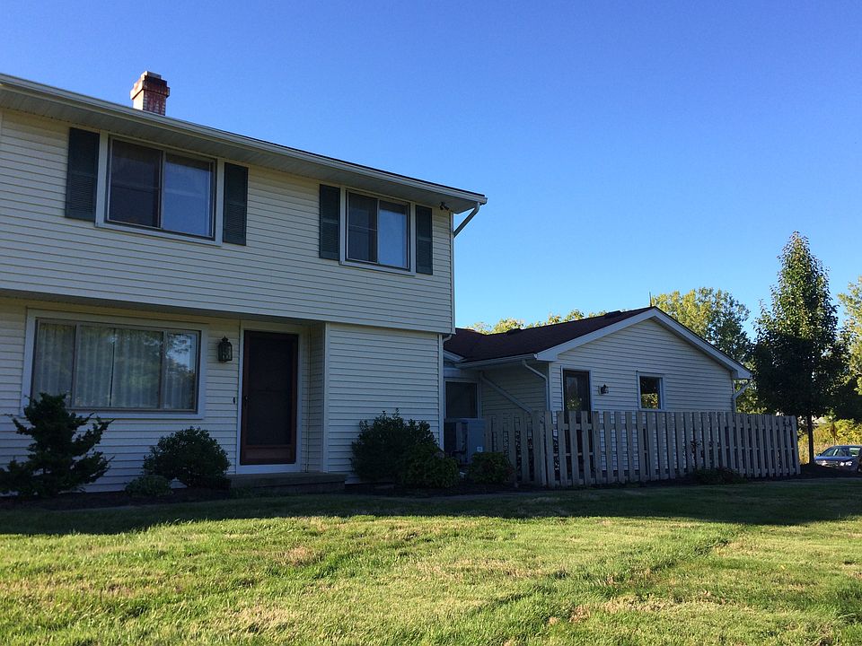1st image of 2060 Bear Creek Dr