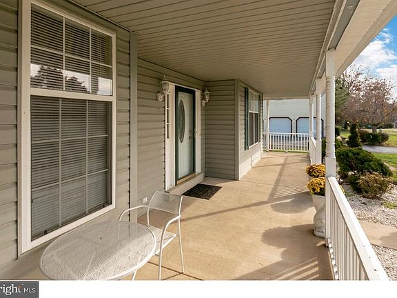5th image of 149 Cornwell Dr