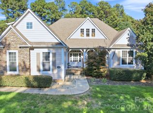 9024 Garrison Rd, Sherrills Ford, NC 28673