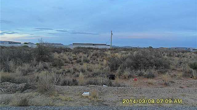 2nd image of 3932 Vander Veer Dr
