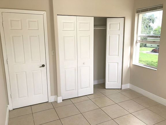 2nd image of 12124 NE 5th Ave #1