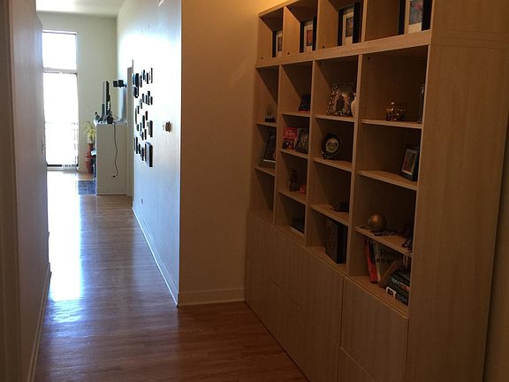 5th image of 1 S Leavitt St Unit 303