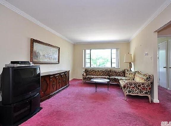 4th image of 6443 Alderton St