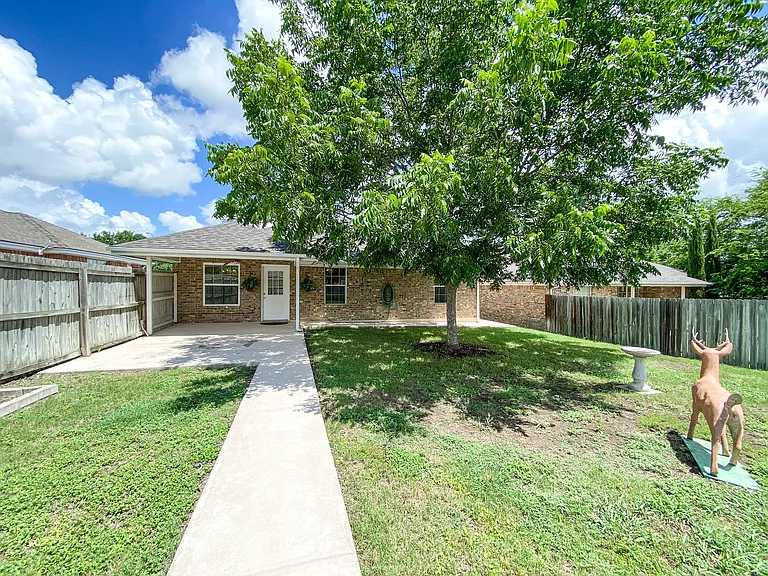 1663 Lantana Cir — Photo 18