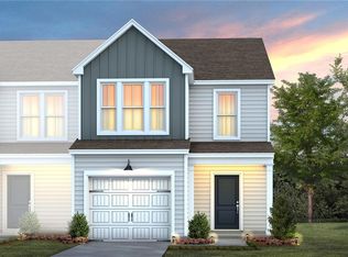 1008 Poets Walk Rd, Whitsett, NC 27377