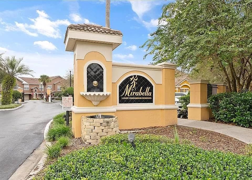 1st image of 8818 Villa View Cir Unit 307