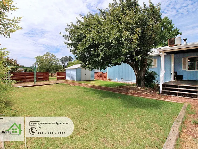 8615 Patricia Dr — Photo 22