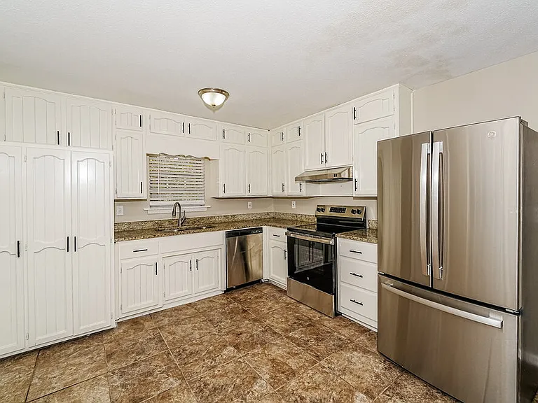 1416 Maralyn Dr — Photo 8