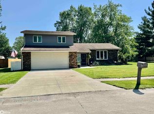 48 Schwartz Dr, Ottumwa, IA 52501