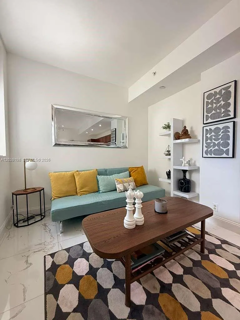 Flagler First Condo — Photo 4