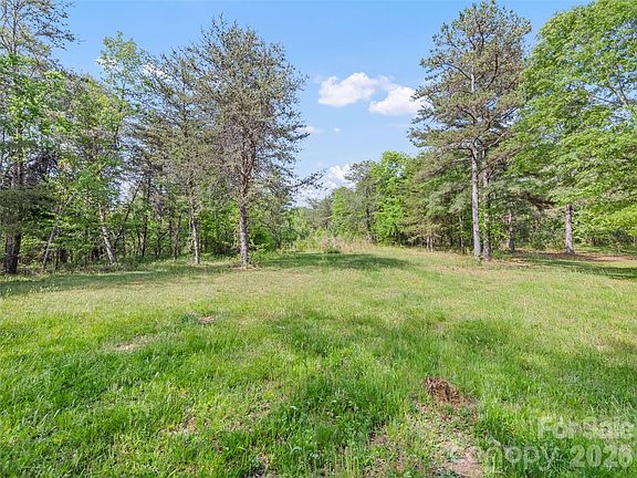 3rd image of 311 Soco Gap Rd