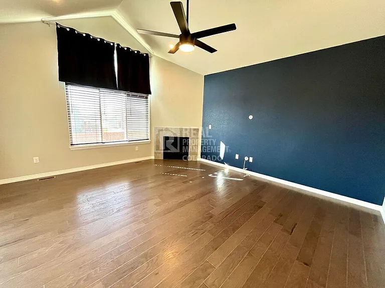 12767 Scenic Walk Dr — Photo 2