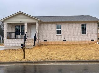216 Baxter St, Kernersville, NC 27284
