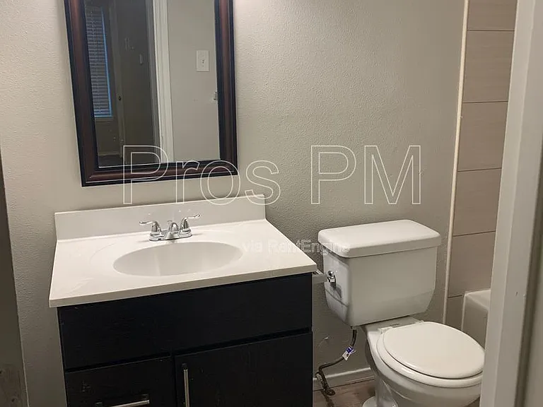 Monarch Place — Photo 28