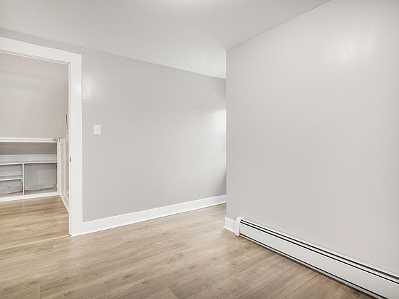 5th image of 10 Olive St Floor 2