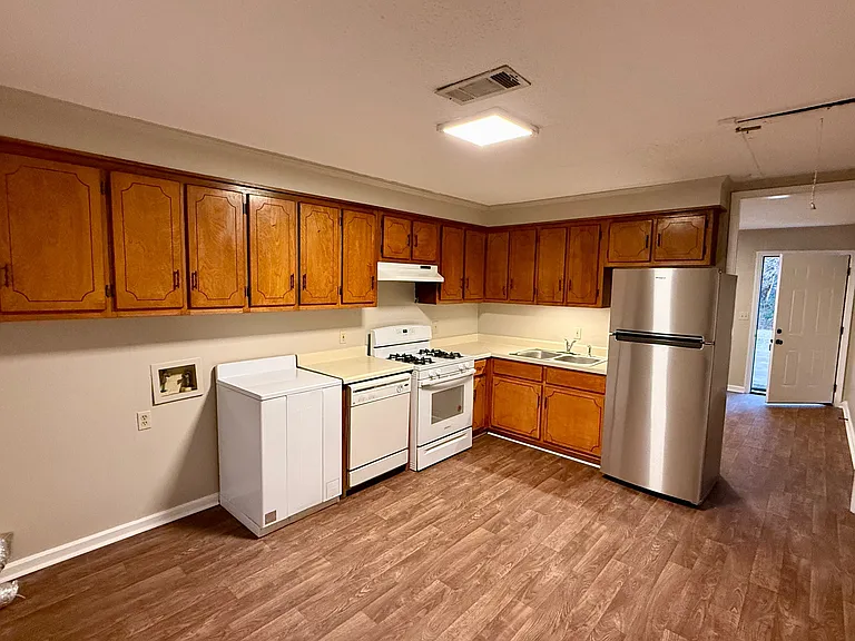 107 Dorman St #1 — Photo 2