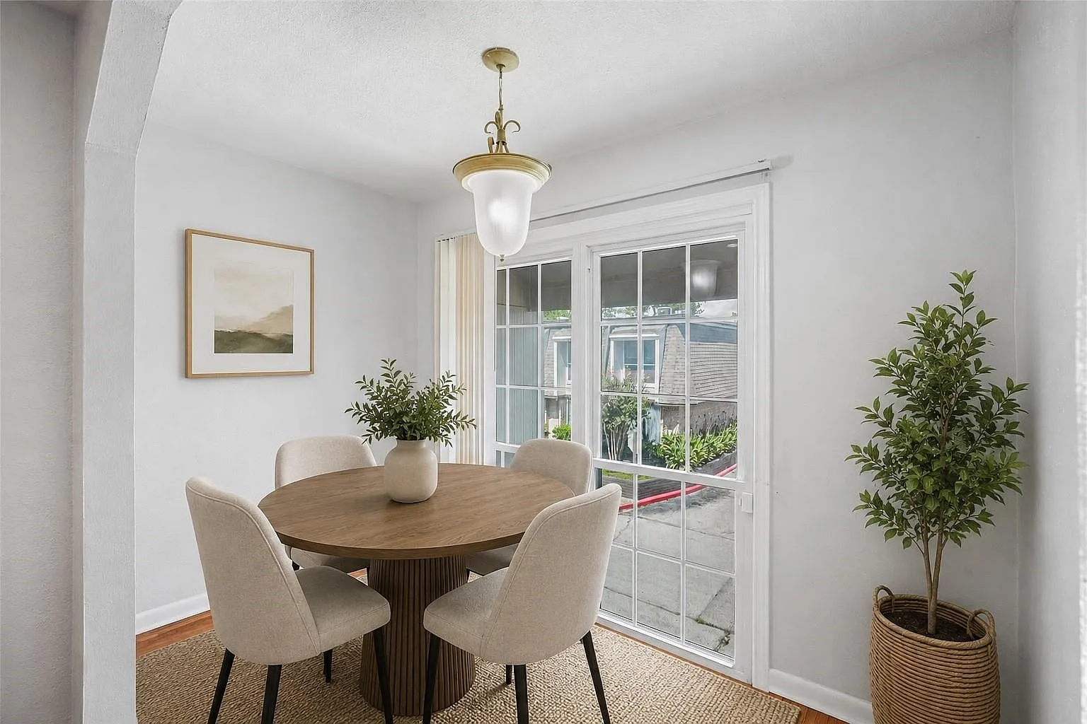 12633 Memorial Dr — Photo 3
