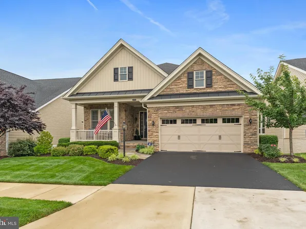 6238 Chancellorsville Dr, Gainesville, VA 20155