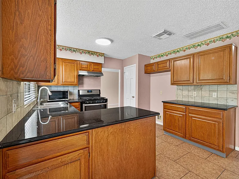 4514 Treasure Trl — Photo 26
