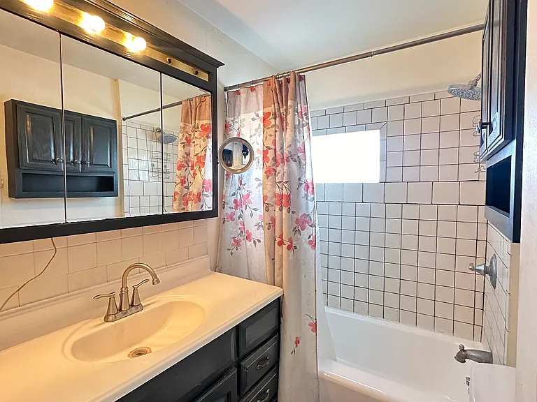 501 S Washington St #1 — Photo 13