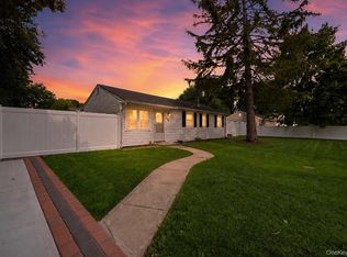 710 Bourdois Avenue, Bellport, NY 11713