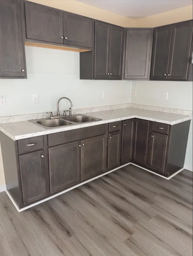 2300 Herring Ave - 2300 1/2 Herring Ave — Photo 3